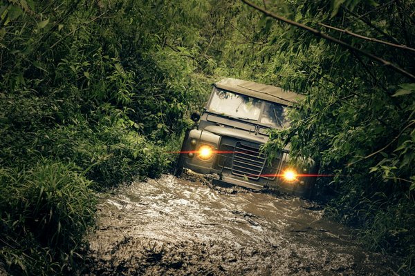 Aventurez-vous au pic du canigou en 4x4 : conseils et astuces